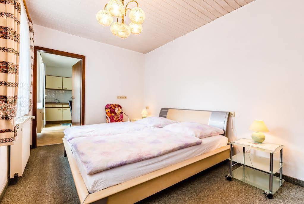 Ferienwohnung Koeln-Altstadt-Nord Bagian luar foto